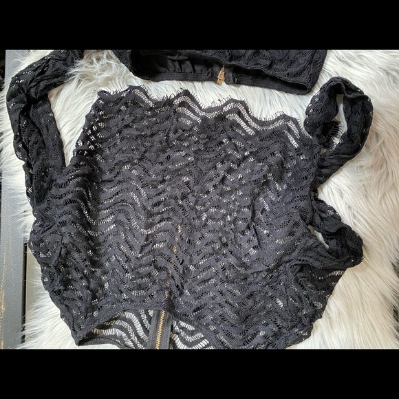 2piece Cropped Set - Picture 2 of 2